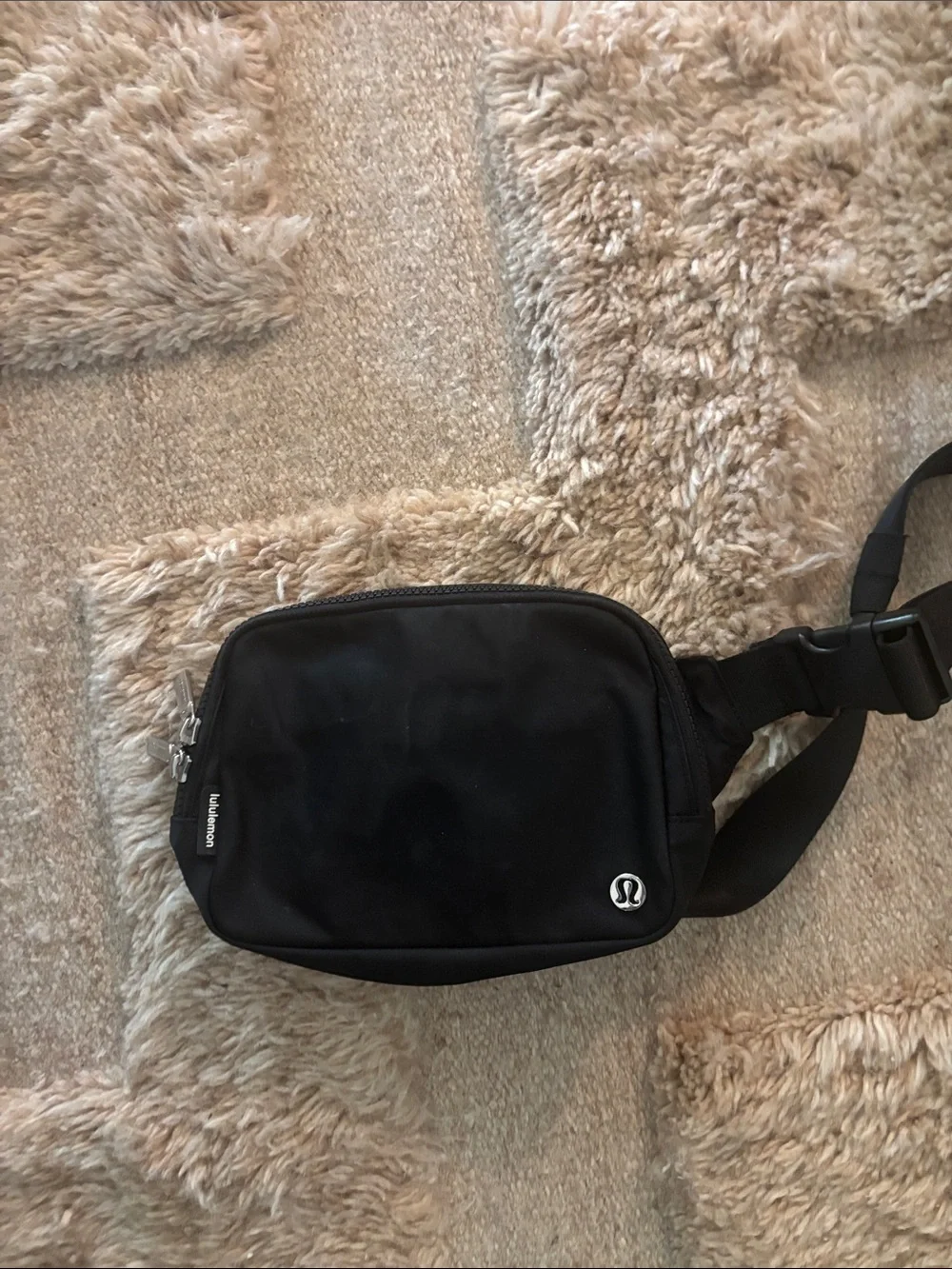 lululemon athletica Black Men's Waist Pack Crossbody